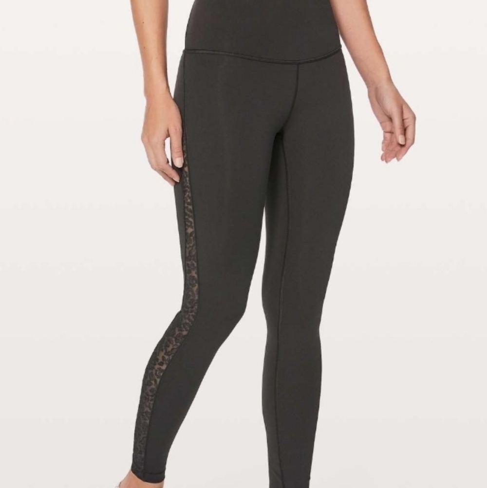 Lululemon Wunder Under Leggings - Picture 2 of 11